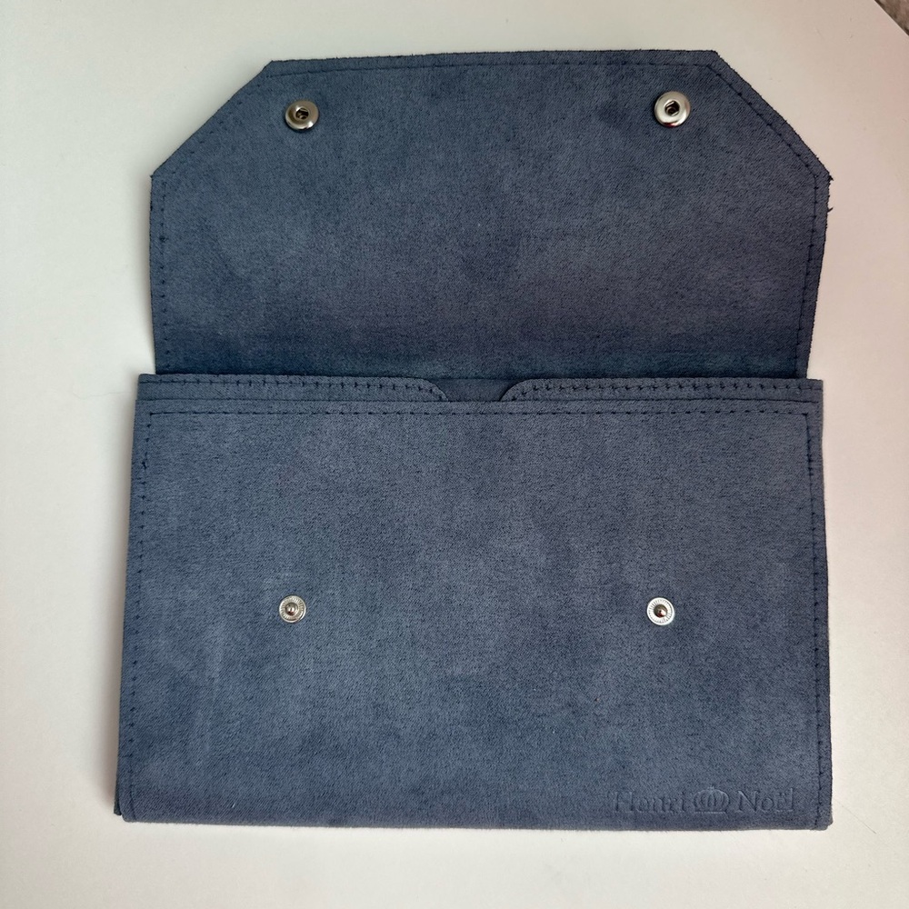 Henri Noel Jewelry Pouch - Picture 4 of 7